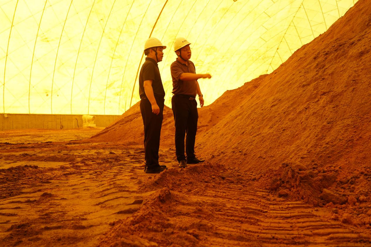 李艾東一行調研湖南發展機制砂和砂石集散中心項目